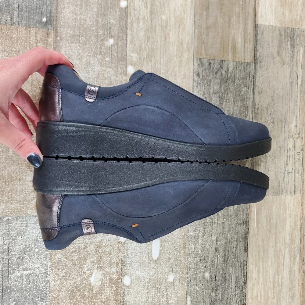 Samuel Hubbard Featherlight Marin Gore-Lace Womens Shoes‎ Sz 7.5 M Navy Sneakers